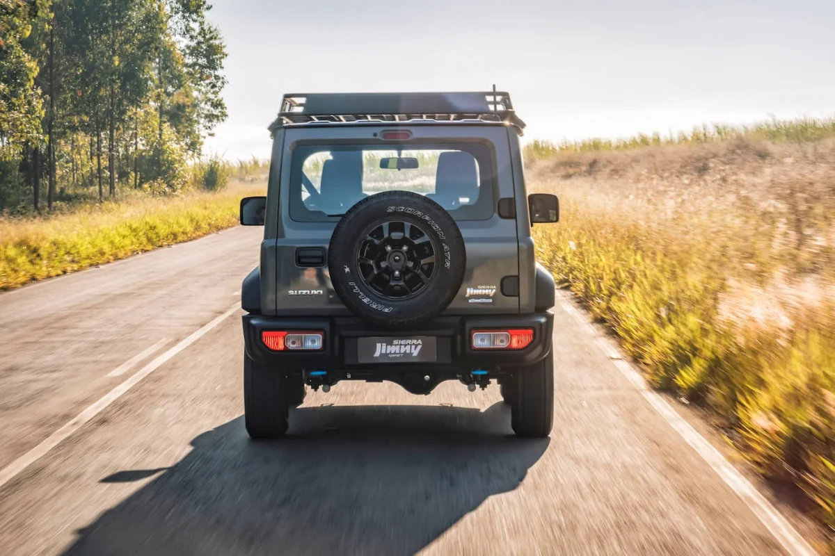 Ficha técnica do Suzuki Jimny Sierra 4Sport 2024