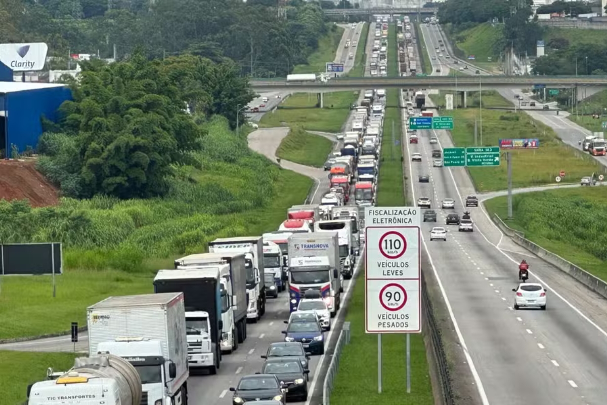 Veja onde estão instalados os 75 novos radares na Dutra e na Rio-Santos