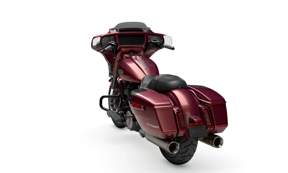 Ficha técnica da Harley-Davidson CVO Street Glide 2024