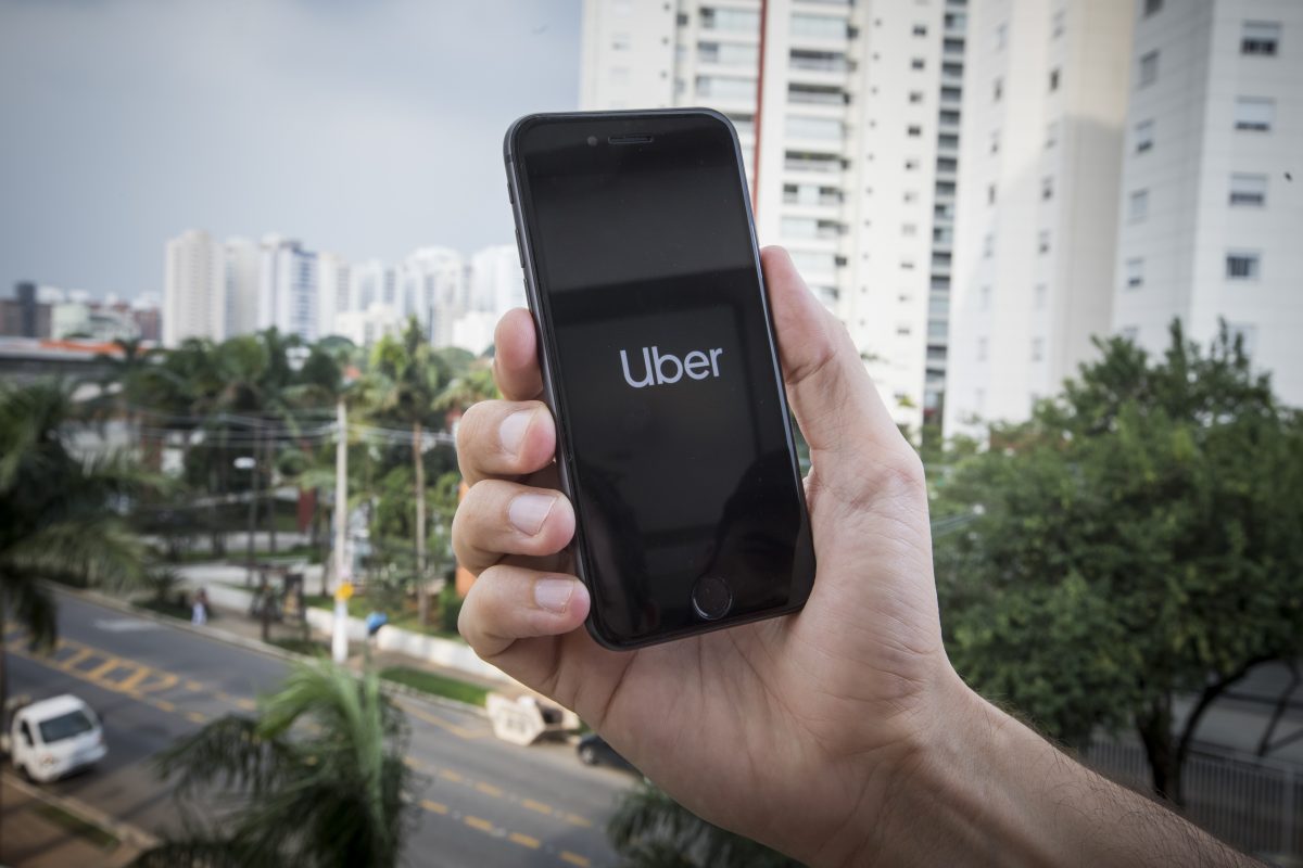 Uber encerra atividades em cidade dos EUA após aprovação de lei trabalhista local