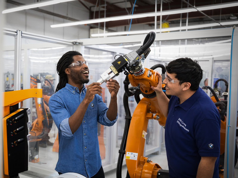 Veja como ser um Jovem Aprendiz da BMW ainda em 2024