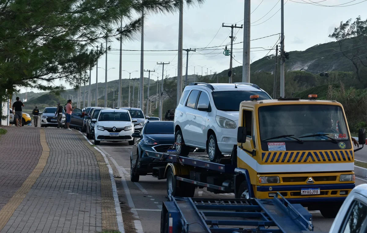 Seu carro foi rebocado? Confira o que fazer a partir de agora