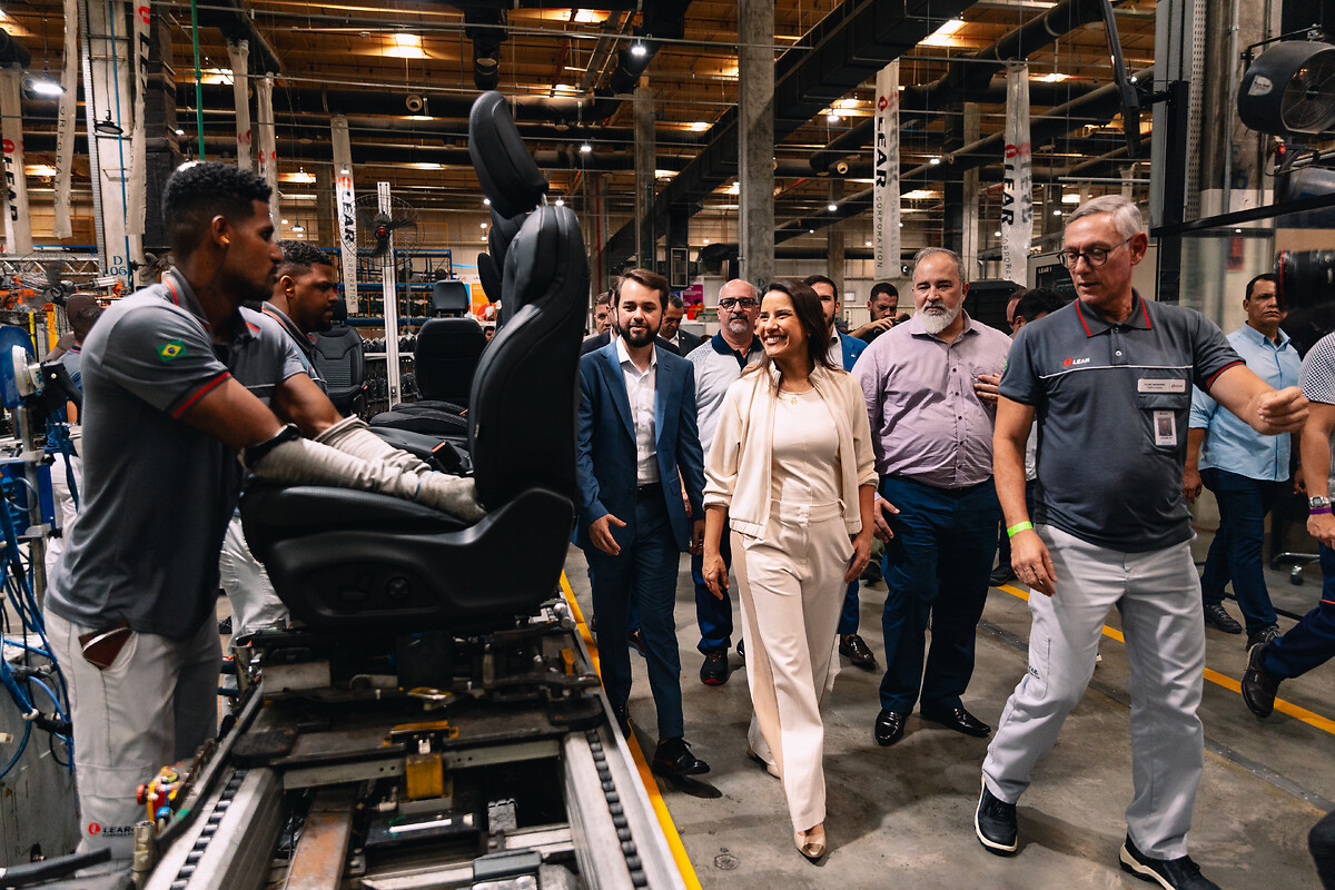 Dona da Jeep, Fiat e Citroën anuncia investimento GIGANTE no BR: R$ 30 bilhões