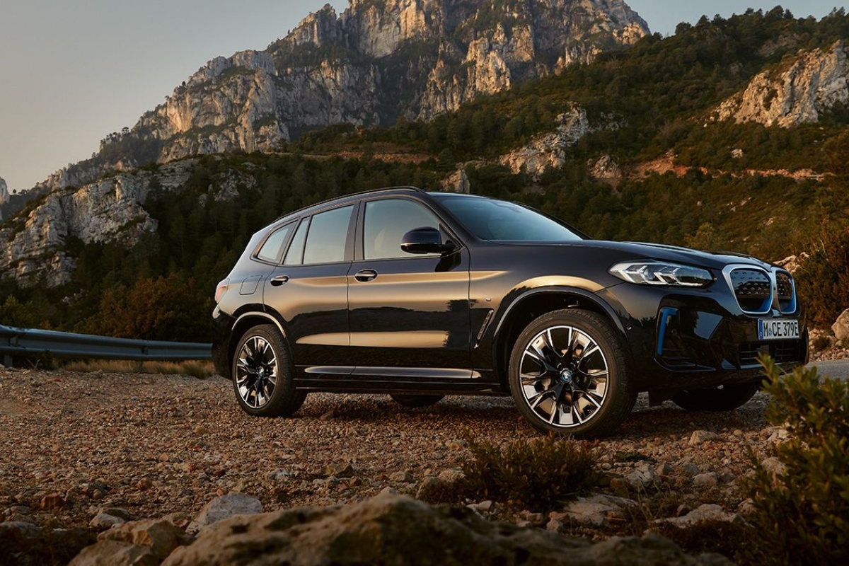 BMW iX3 - Foto: divulgação