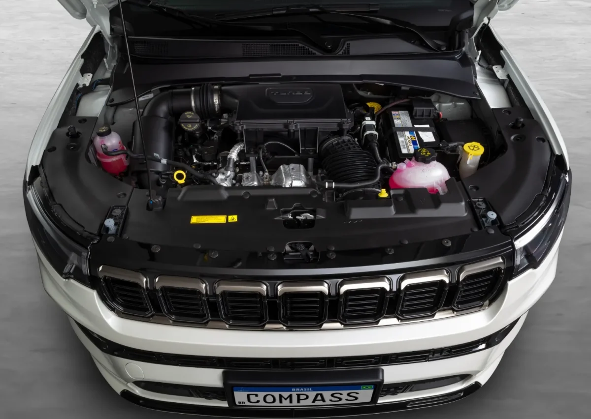 Ficha técnica do Jeep Compass Blackhawk 2025