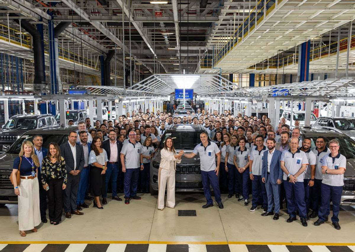 Dona da Jeep, Fiat e Citroën anuncia investimento GIGANTE no BR: R$ 30 bilhões