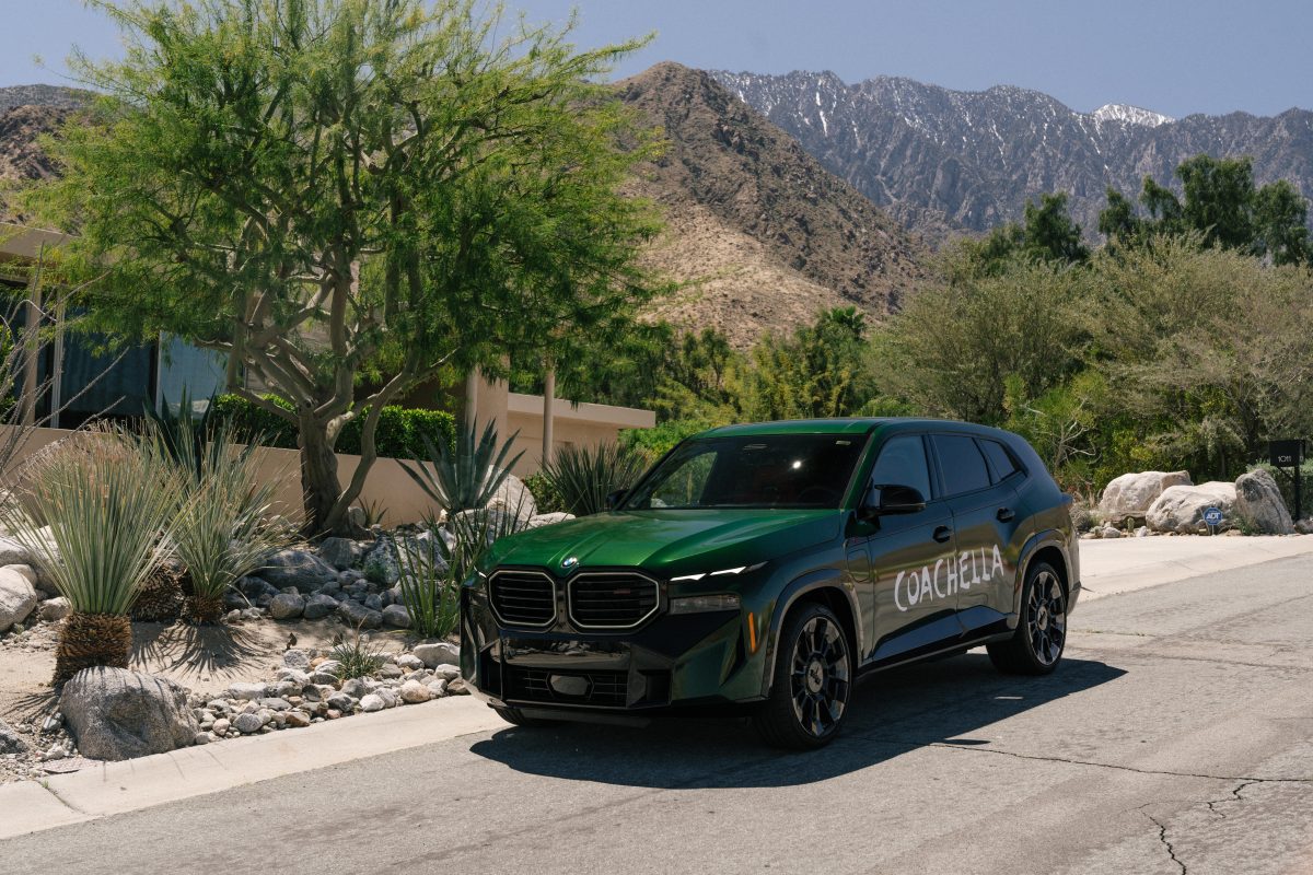 BMW XM é apresentado com pintura EXCLUSIVA para o Coachella: veja como ficou