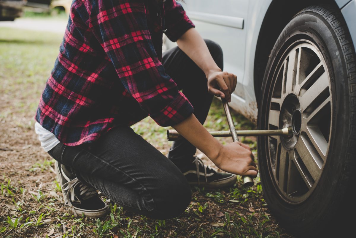 Como trocar os pneus em 8 passos simples