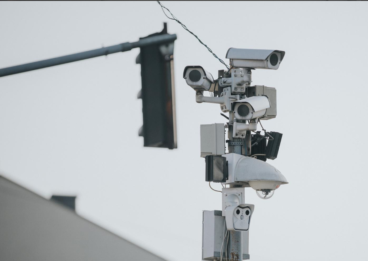 Veja os tipos de radar e a tolerância permitida - Foto: Reprodução