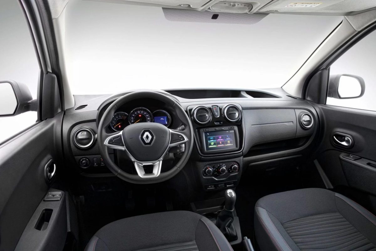 Novo Renault Kangoo passa por "prova da vida real" antes de ser lançado no Brasil