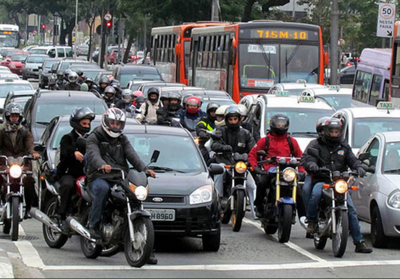 Locação de motos cresce quase 80%: entenda o motivo