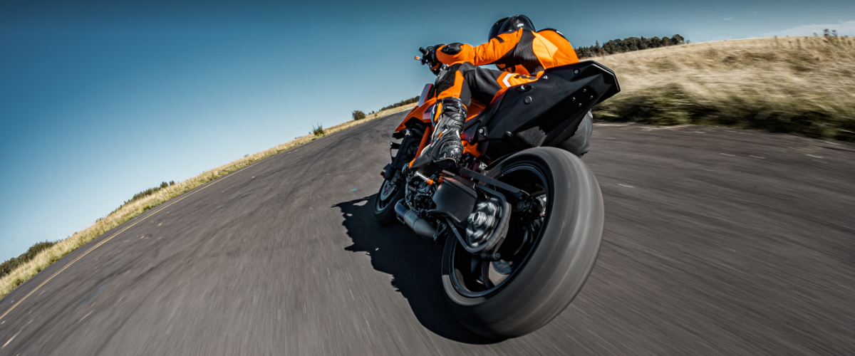 Ficha técnica da KTM 1390 Super Duke R 2024