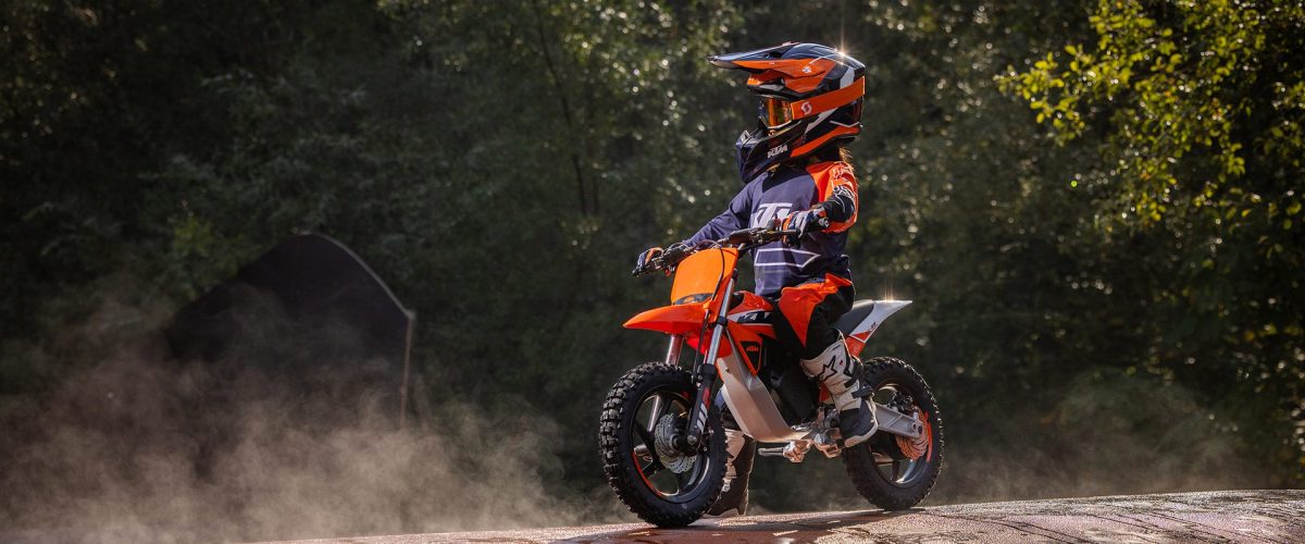 Ficha técnica da KTM SX-E 2 2025