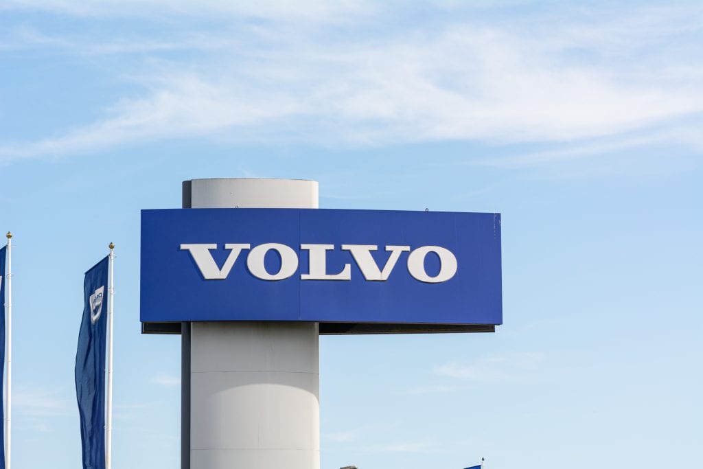 Volvo faz recall e mais de 70 mil SUVs elétricos vão precisar de conserto