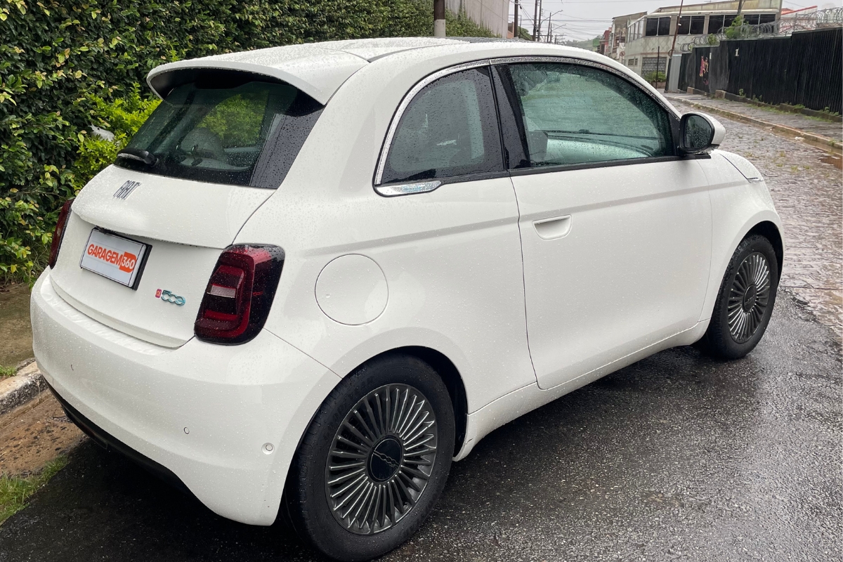 Fiat 500e - Foto: Nicole Santana- Garagem360