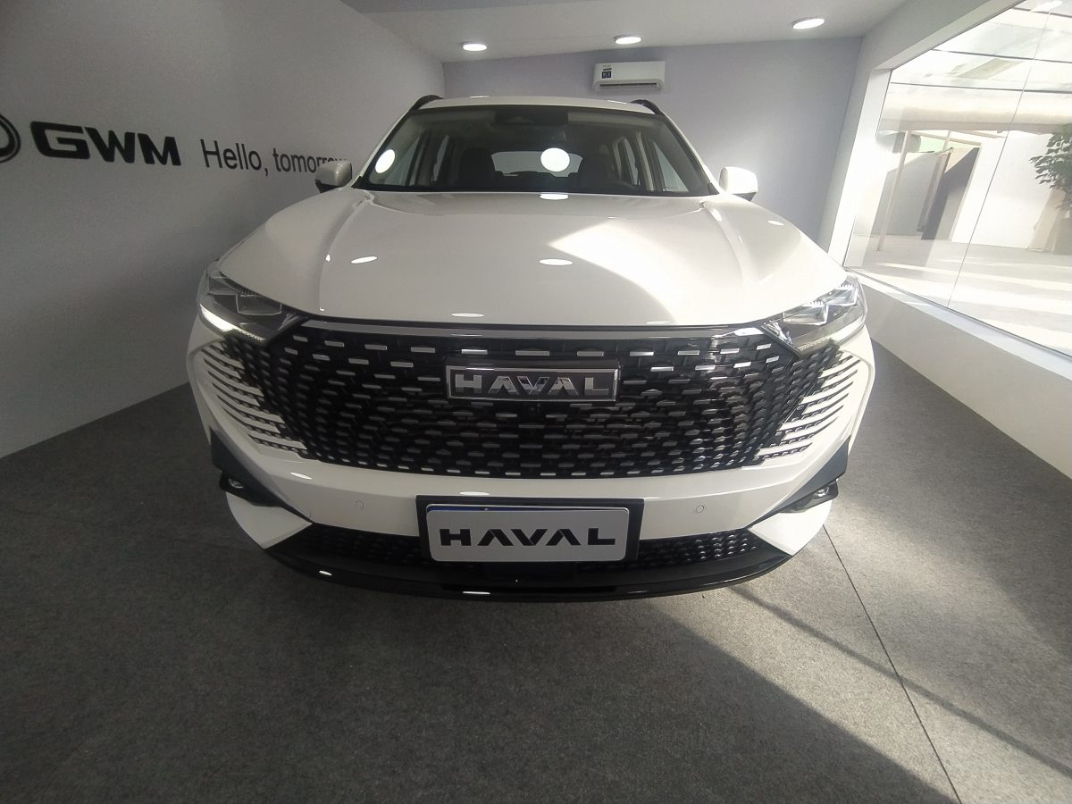 Teste: novo Haval H6 tem 115 km de autonomia elétrica e preço de R$ 229 mil para bater de frente com BYD Song Plus