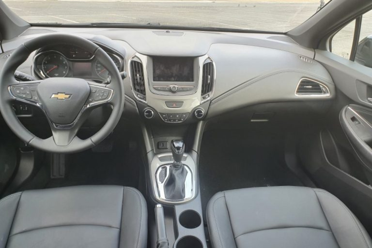 Interior do Cruze Midnight (Foto: Nicole Santana)