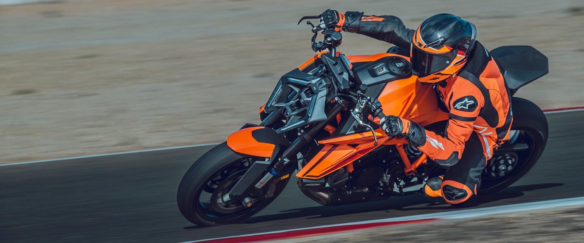 Ficha técnica da KTM 1390 Super Duke R Evo 2024