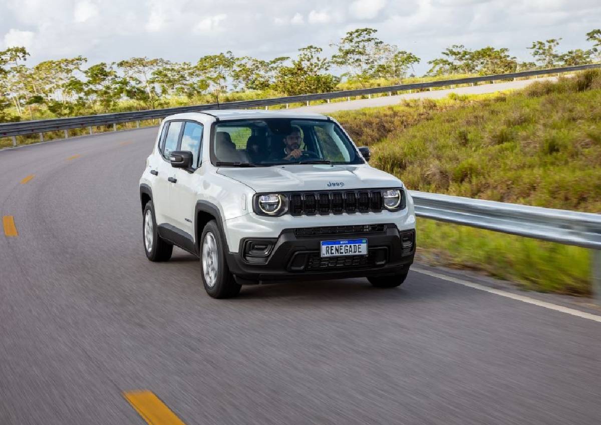 Jeep Renegade volta a ser o SUV mais vendido da marca: vale a compra?