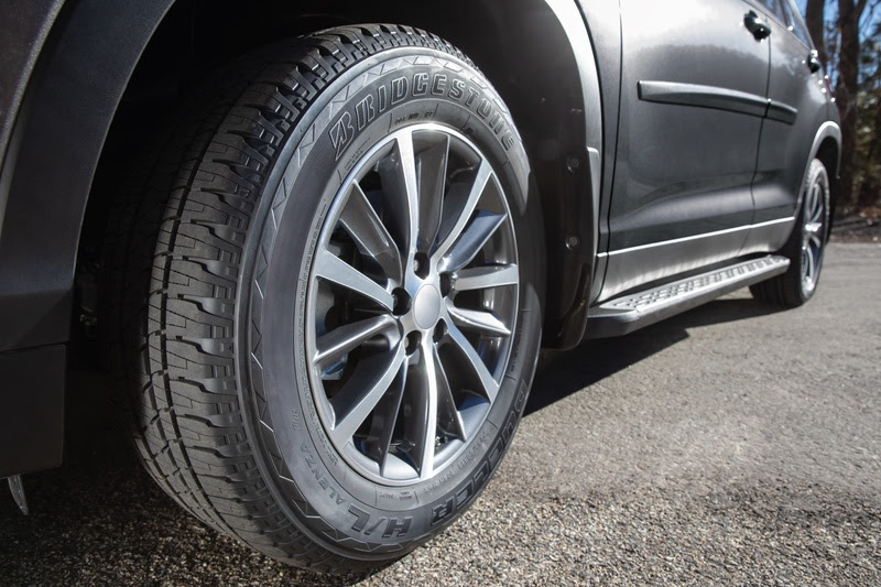 Qual o melhor tipo de pneu para SUVs? Foto: Bridgestone