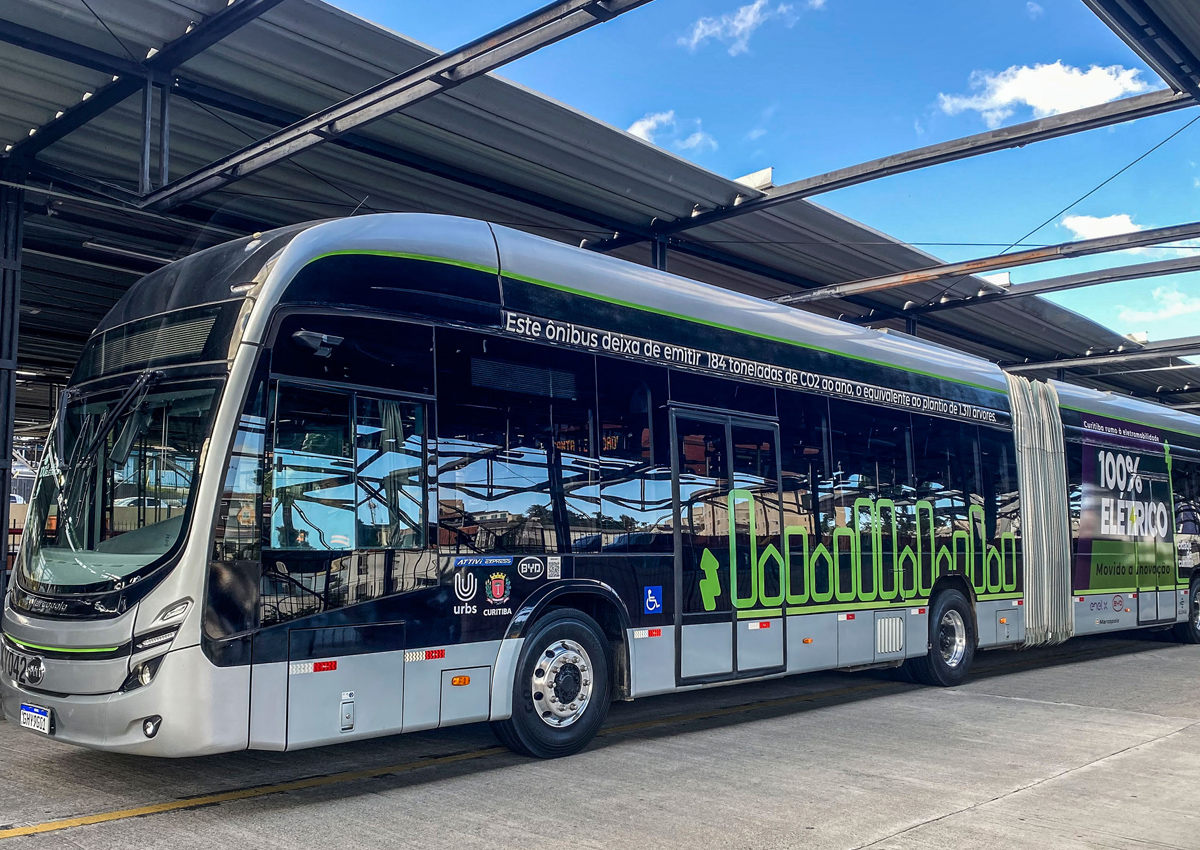 Trabalho 100% presencial aumenta demanda do transporte fretado - Foto: Reprodução