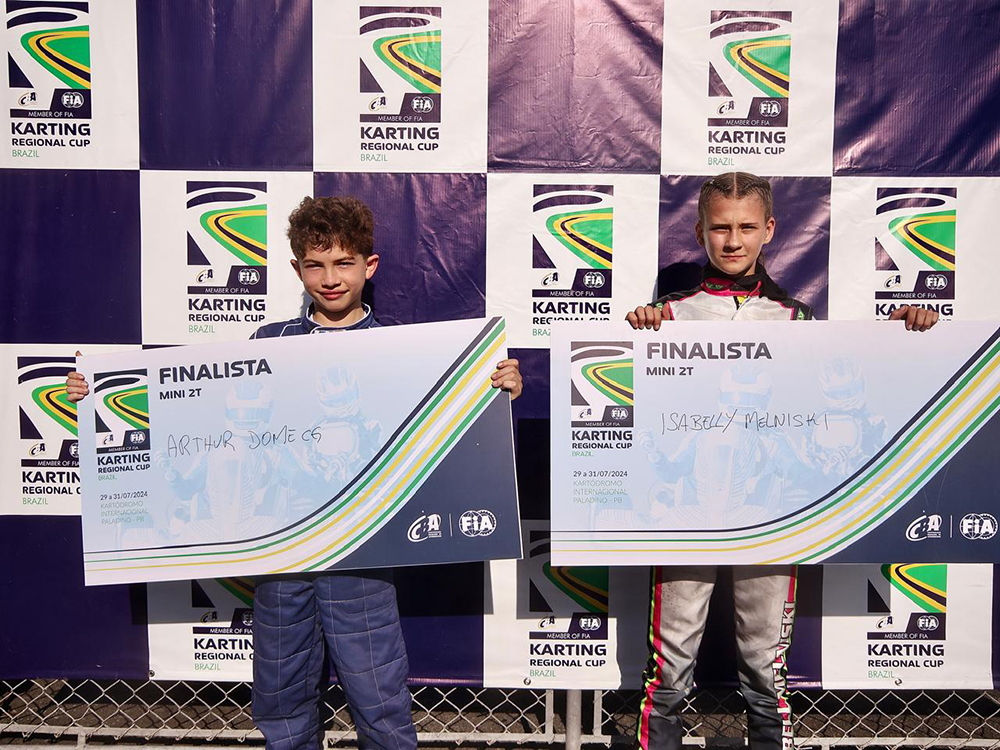 Pilota de 12 anos se torna a primeira classificada para a Final da Regional Cup FIA Brasil na categoria