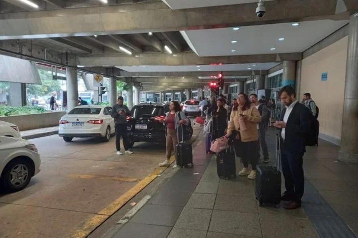 Aeroporto de Congonhas anuncia “bolsão” para carros aplicativo