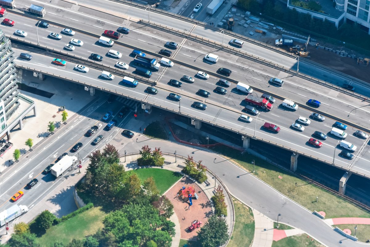 Rodovias de SP têm mais de 2 mil quilômetros de conexão Wi-Fi para motoristas