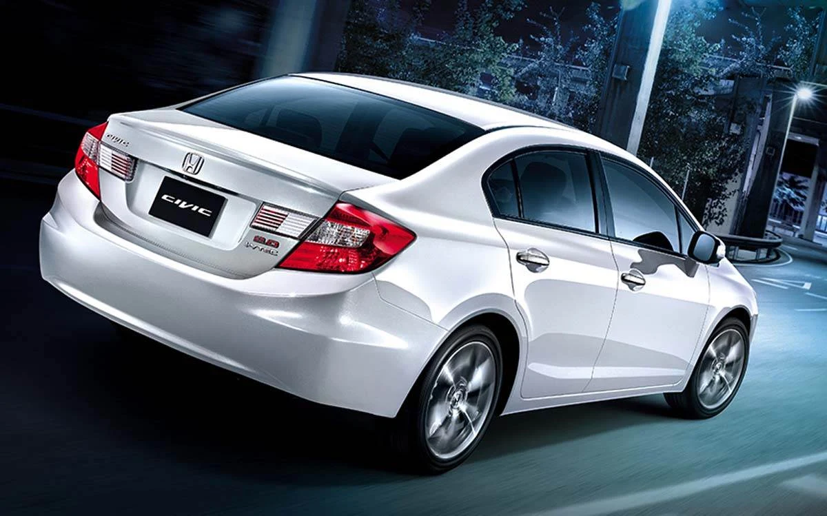 Honda Civic 2015 - Foto: Divulgação