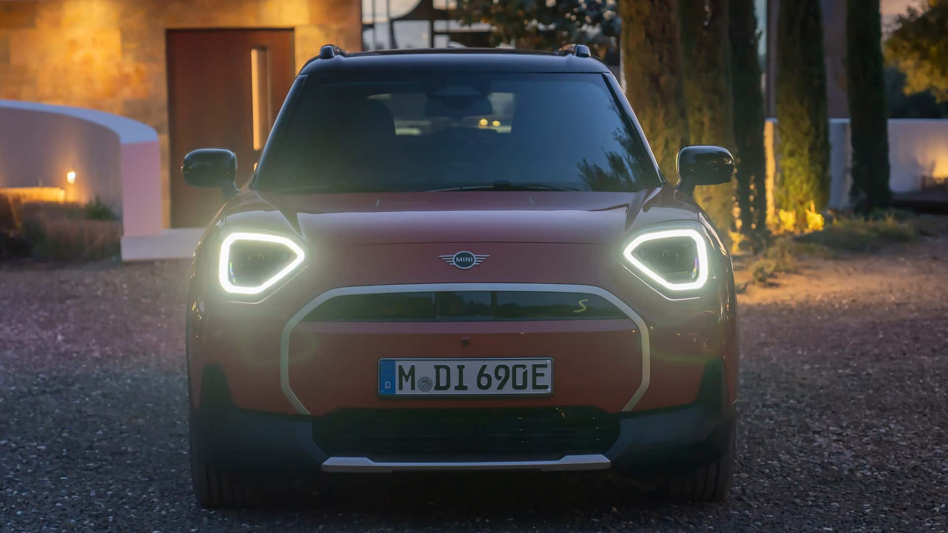 Novo SUV elétrico da MINI chega para brigar com Volvo EX30