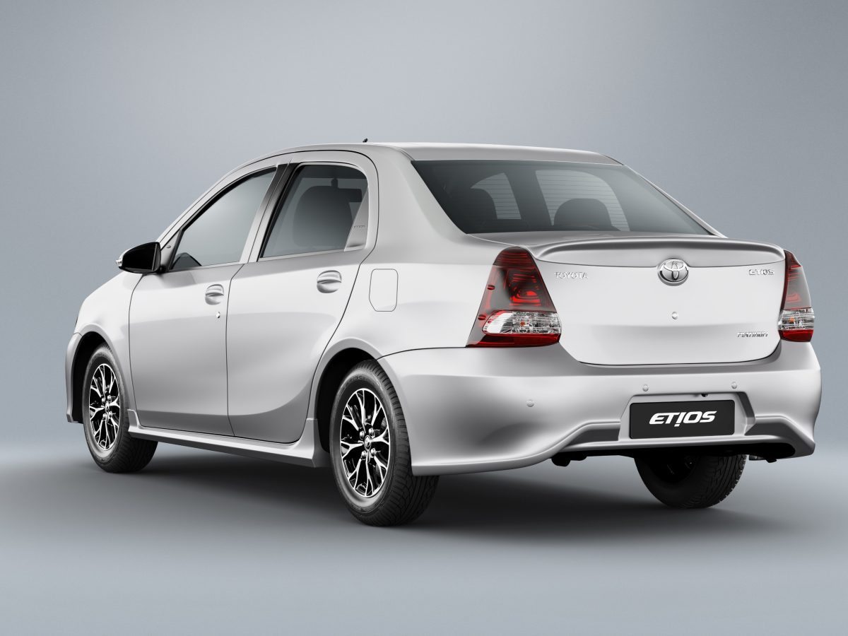 Etios Sedan - Foto: Divulgação