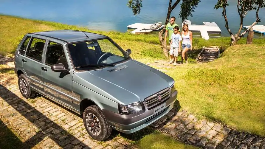 Vale a pena comprar um Fiat Uno Mille em 2024? - Foto: Reprodução