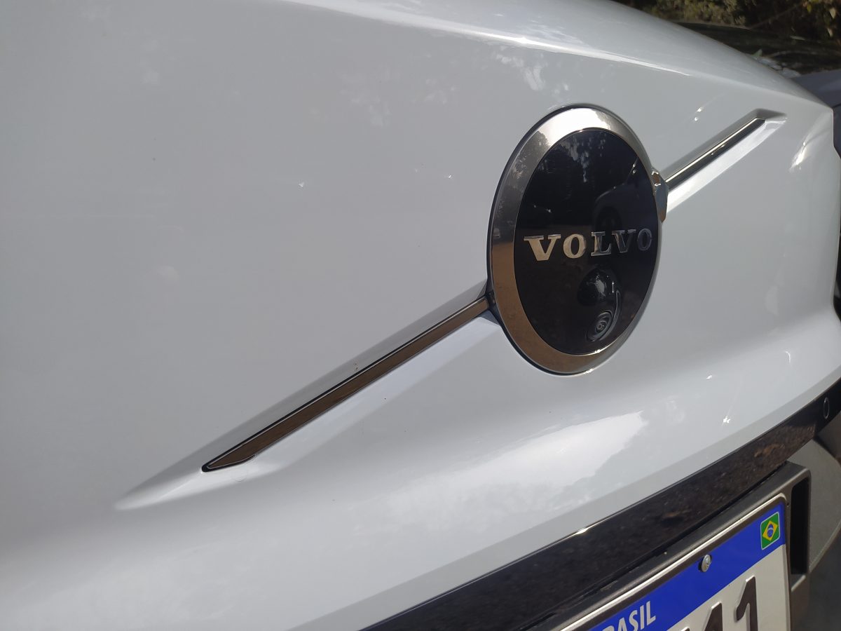 Veículo elétrico da Volvo é SUCESSO ABSOLUTO e acaba de ganhar novo prêmio