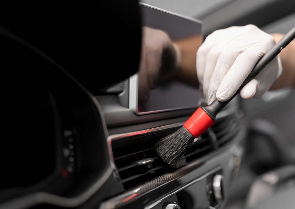 Lave seu carro com frequência - Foto: Freepik