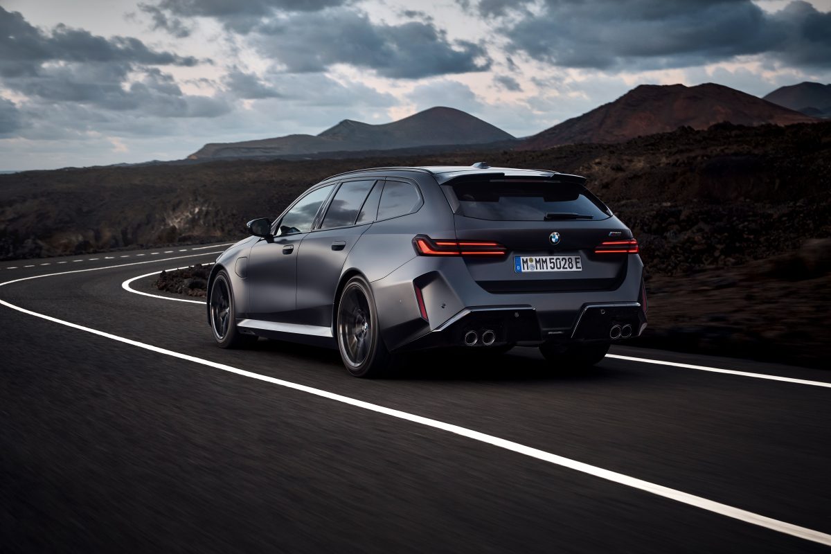 Novo BMW M5 Touring mostra que os vagões não morreram