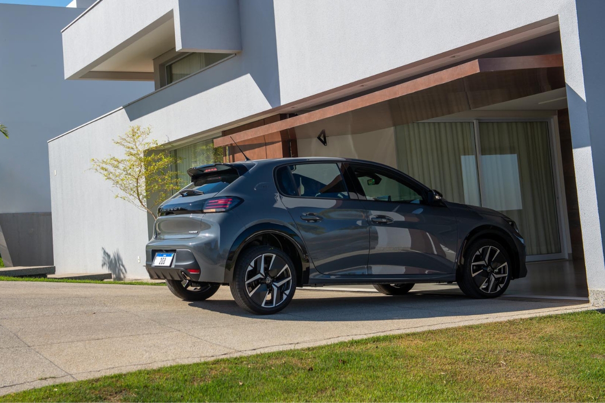 Peugeot 208 - Foto: divulgação