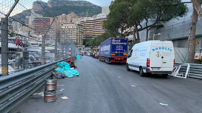 Mônaco tem a gasolina mais cara da Europa — Foto: Emanuel Colombari/Band