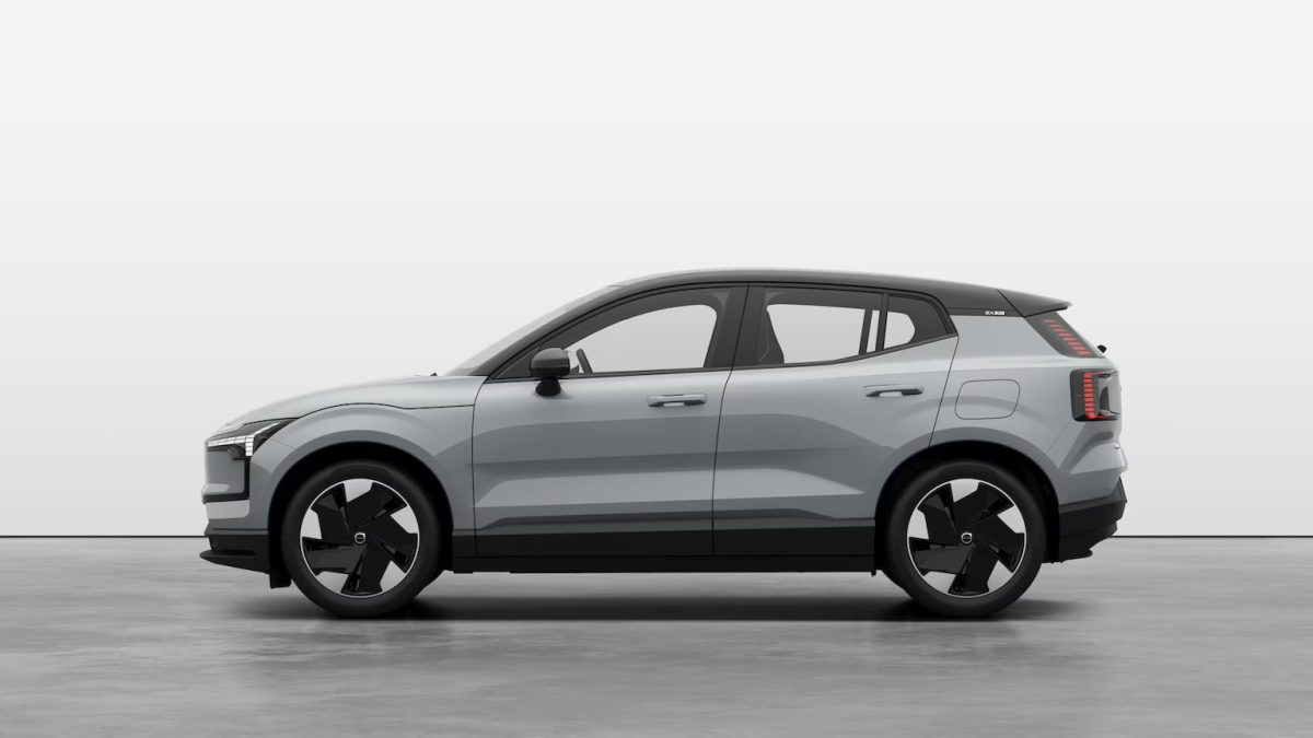 Volvo EX30 Plus 2025: versão intermediária traz tecnologia e segurança