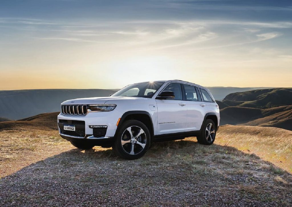 Jeep Grand Cherokee 2023 é um dos SUs da Jeep convocados para recall - Foto: Divulgação