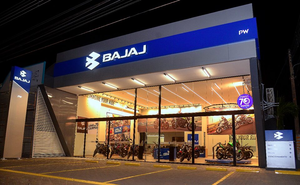 Bajaj inaugura sua quinta concessionária no Nordeste