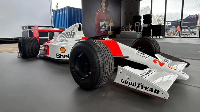 Honda e McLaren se unem em ação "Senna Sempre"