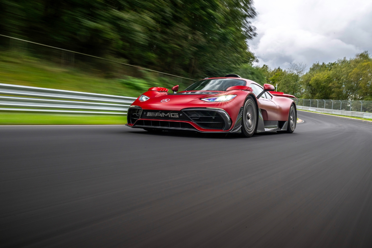 Mercedes-AMG ONE quebra o próprio recorde em teste de velocidade