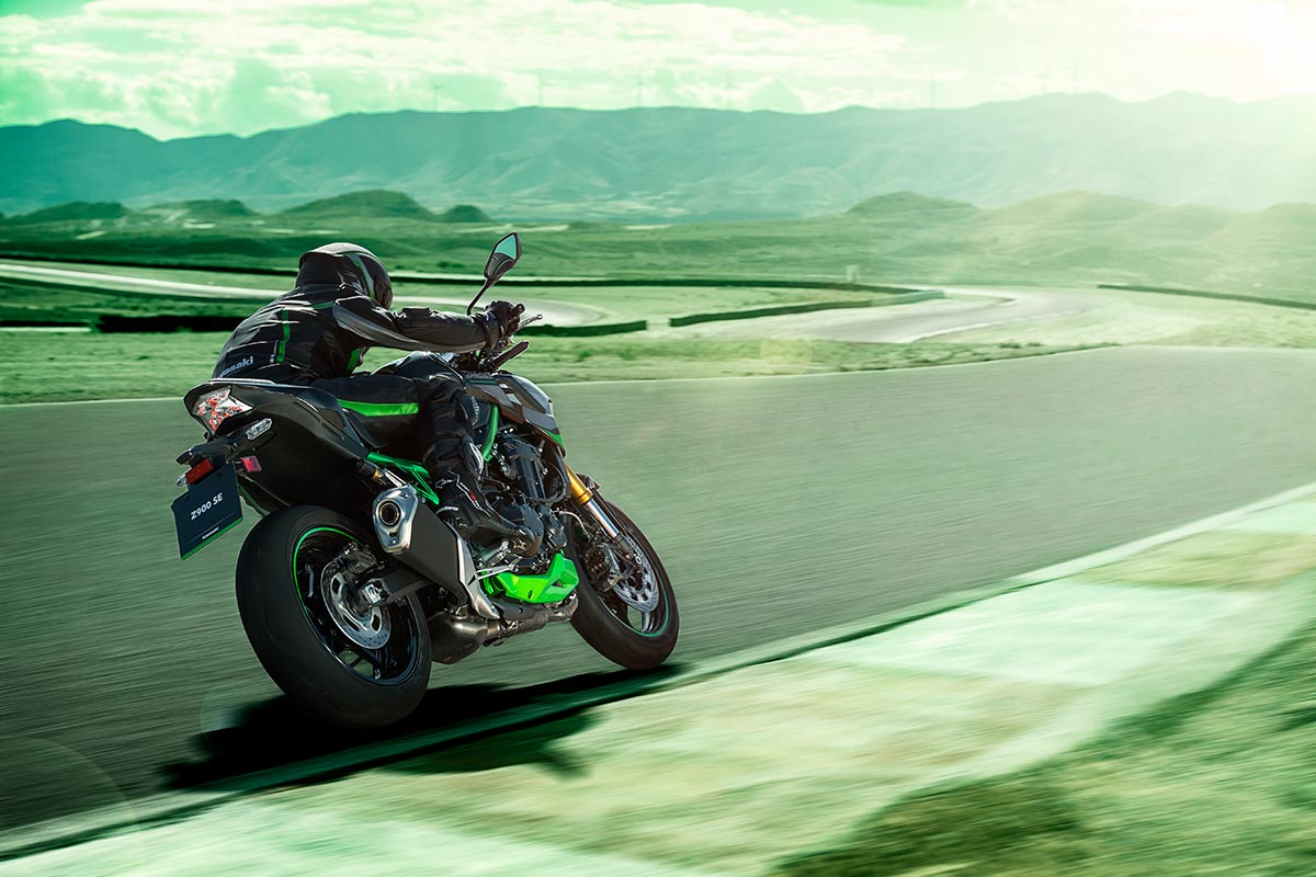 Ficha técnica da Kawasaki Z900 R Edition 2025