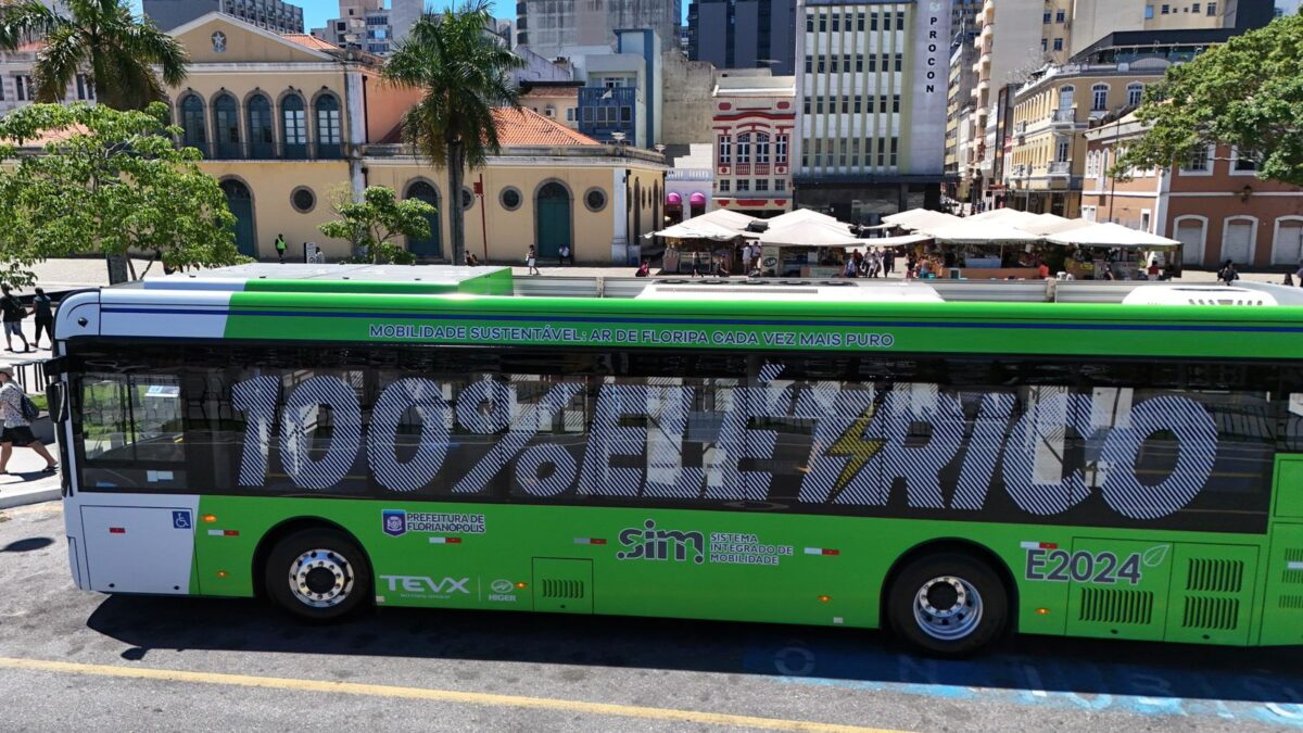 Floripa ganha primeiro ônibus 100% elétrico: confira as linhas em que será usado