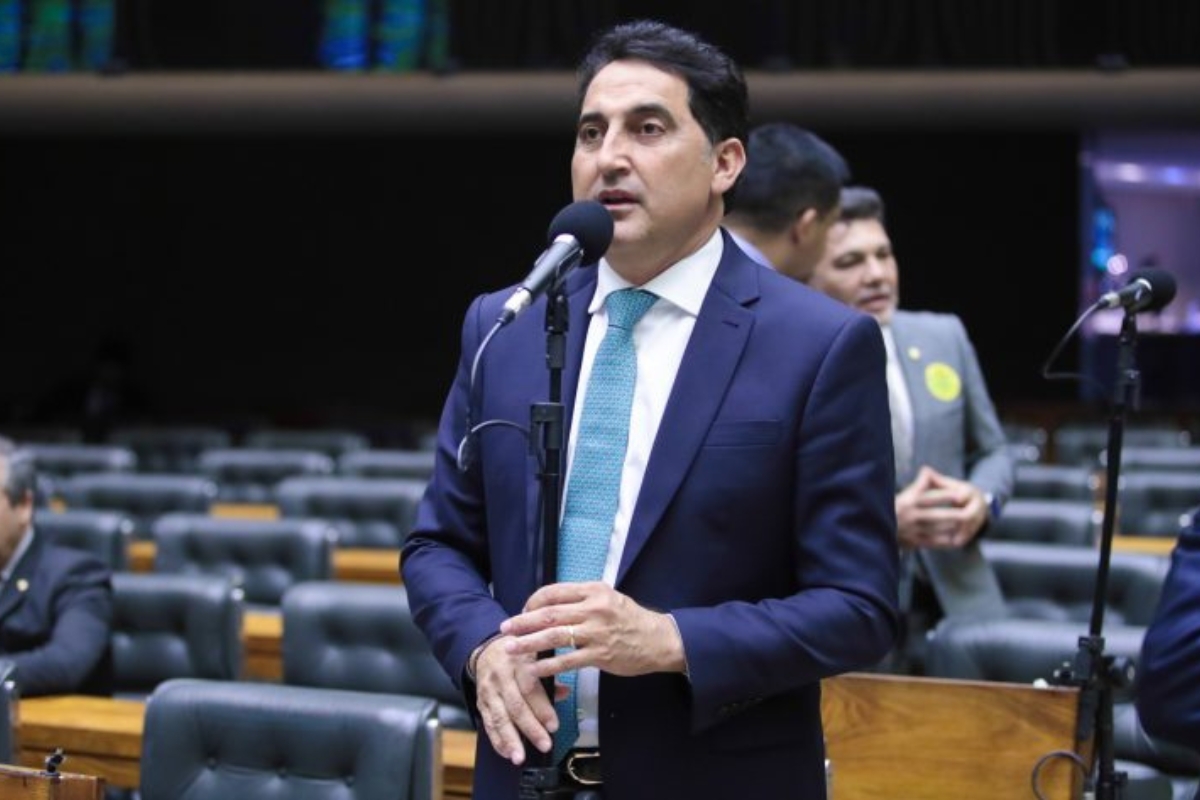 Gilvan Maximo é o autor da proposta que defende a inclusão de táxistas em aplicativos de transporte - Foto: Vinicius Loures/Câmara dos Deputados 