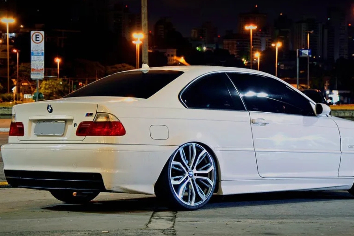 BMW 323Ci – Foto: autocustom