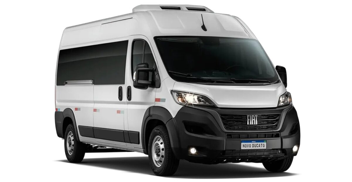 Ficha técnica do Miniônibus Executivo Fiat Ducato 2025