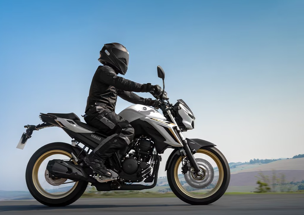 Ficha técnica da Yamaha Fazer FZ25 2025