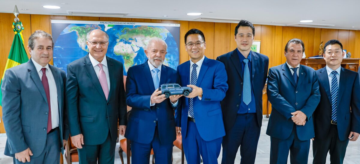 Lula com executivos da GWM em reunião no Palácio do Planalto – Foto: Divulgação