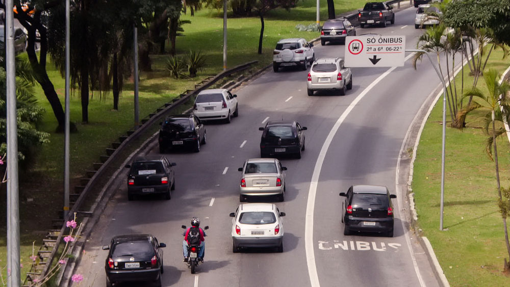 Faixas exclusivas para ônibus nas ruas de São Paulo – Foto: Reprodução